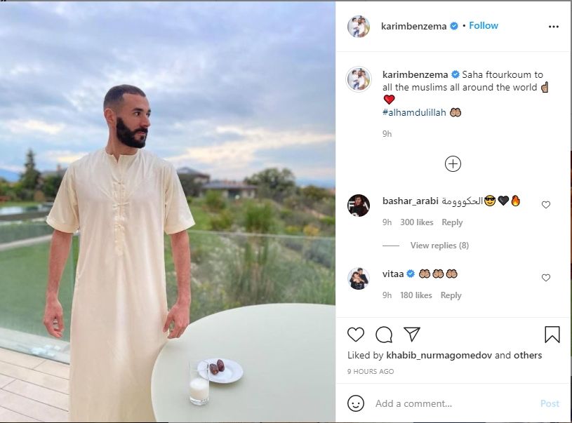 Karim Benzema berbuka dengan kurma dan susu. (Instagram/karimbenzema)