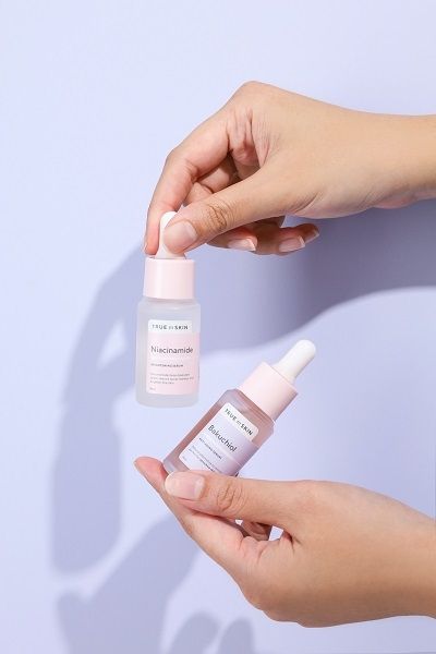 Produk Kecantikan Halal Lokal Bakuchiol dan Niacinamide - True To Skin. (Tokopedia)