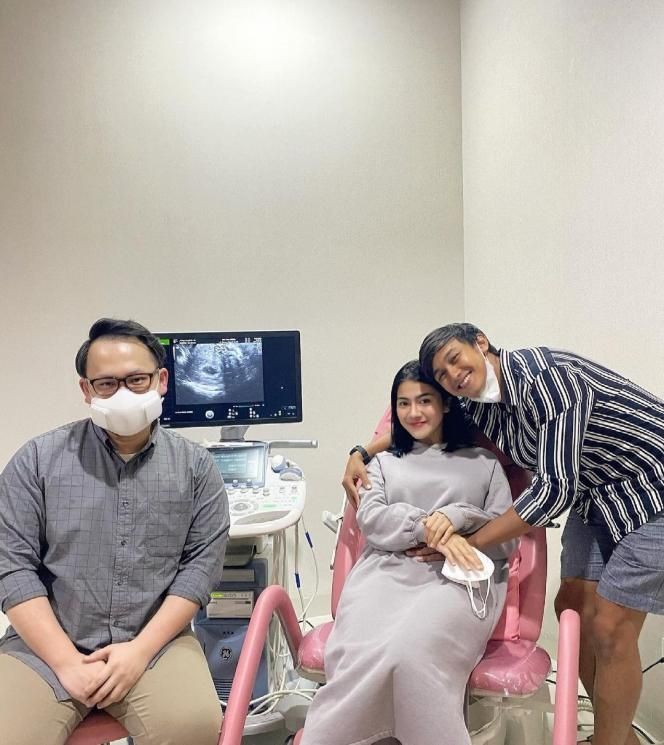 felicya angelista dan caesar hito [instagram atfelicyangelista]