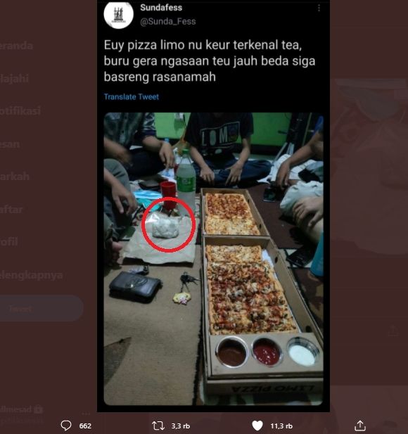 Viral Pemuda Makan Pizza Limosin, Warganet Malah Salok ke Bagian Ini. (Twitter/@sundastruggles)