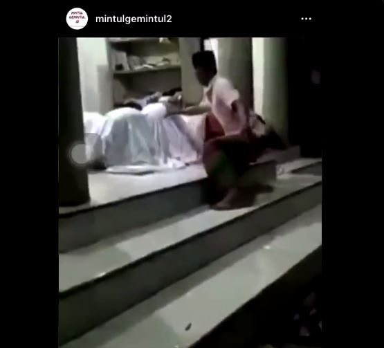 Viral pria pegang pantat jamaah perempuan diduga saat salat tarawih (Twiter)