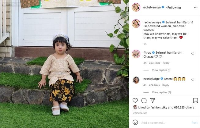 Gaya anak artis rayakan Hari Kartini. (Instagram/@rachelvennya)