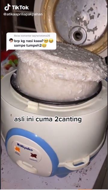 Rice cooker meledak (TikTok @atikaapriliapakpahan)