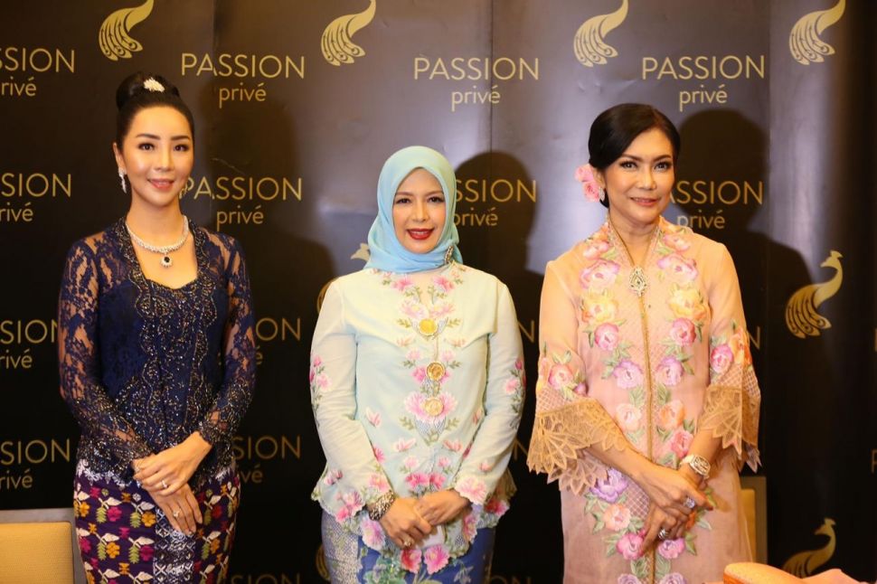 Airyn Tanu, Nur Asia Uno, dan Founder Yulindra Gallery, Yulie Nasution. (Dok, Passion Prive)