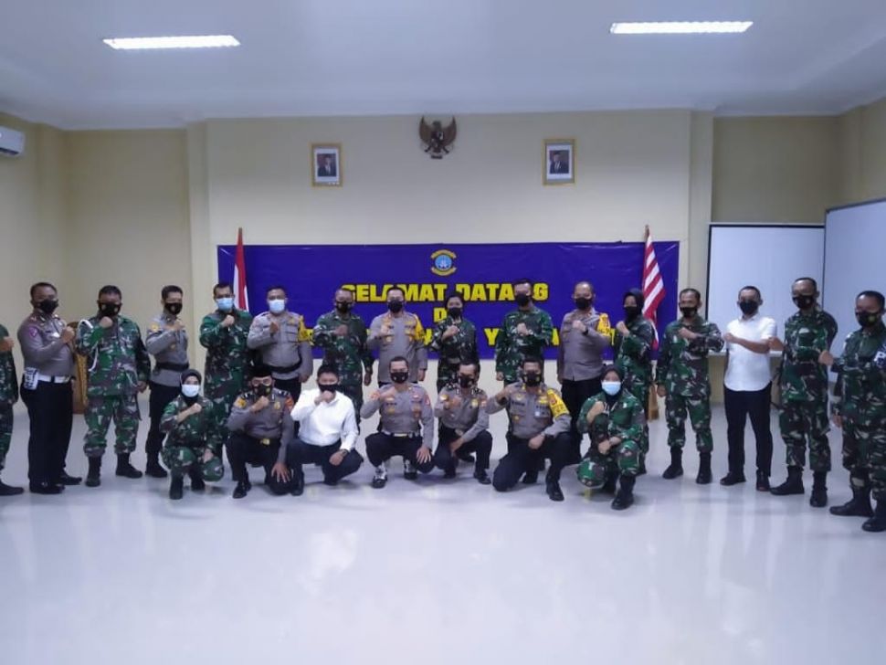 Kapolres Sleman AKBP Anton Firmanto dan jajaran datang dan bersilaturahmi ke Mako Lanal Yogyakarta Jl. Melati Wetan, Jogja, Senin (26/4/2021) petang. [Dok. Polres Sleman]