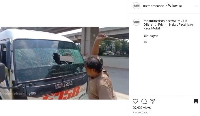 Pria pecah kaca mobil protes larangan mudik. (Instagram/@memomedsos)