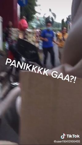 Diserbu rombongan pencari takjil. (Tiktok/@user11041310045)