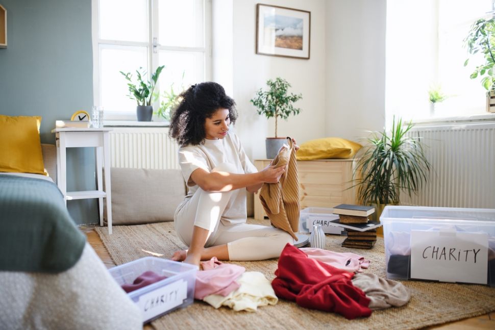 Decluttering atau membersihkan rumah besar-besaran. (Shutterstock)