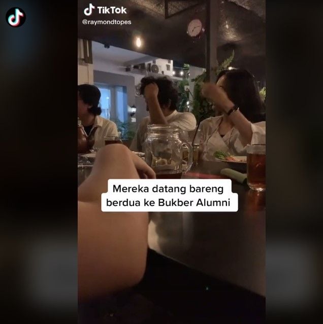 Datang bukber sama cewek, pacar si cewek malah ikut (tiktok)