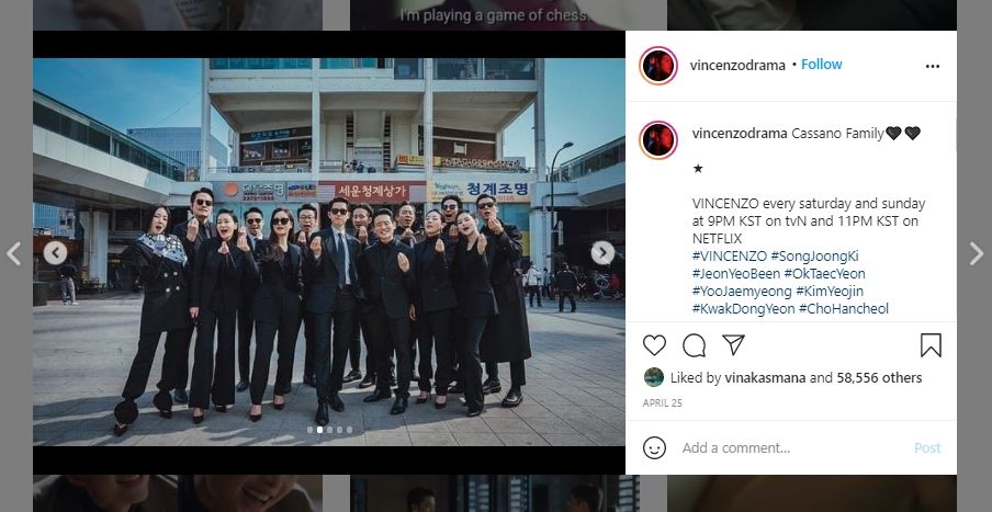 Seluruh aktor dan aktris drama Korea Vincenzo di depan Geumga Plaza. (Instagram/@vincenzodrama)