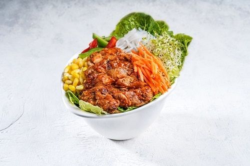Chikin Me Up Salad. (SaladStop!)