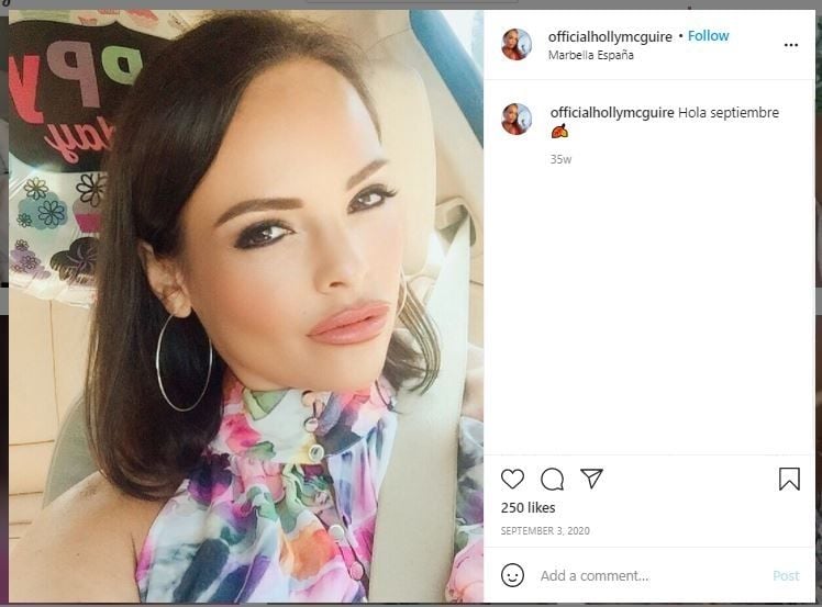 Cuma Bersin dan Batuk, Wanita Ini Bisa Dibayar Rp80 Juta per Bulan (instagram.com/officialhollymcguire)