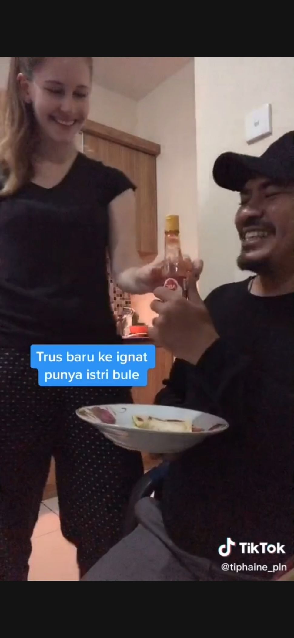 Makanan Terasa Hambar di Lidah Dikira Kena Corona, Ternyata yang Masak Bule (TikTok/tiphaine_pln)