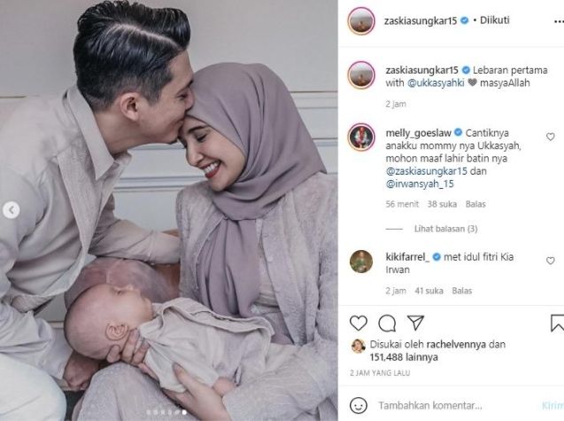 Potret lebaran keluarga Irwansyah dan Zaskia Sungkar. (Instagram)