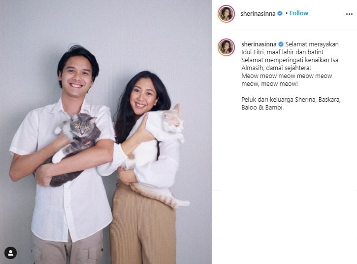 Artis yang rayakan lebaran pertama sebagai pasutri - Sherina dan Baskara. (Instagram/sherinasina)