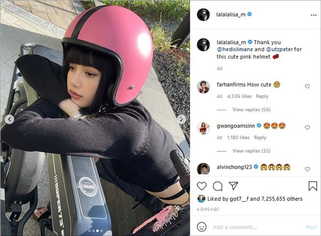 Lisa BLACKPINK pamer momen sepedaan di Instagram. (Instagram/@lalalalisa_m)