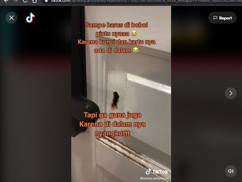 Niat Pakai Smartlock Biar Engga Repot, Berujung Pintu Dibobok. (Dok: TikTok/renny.antonious)