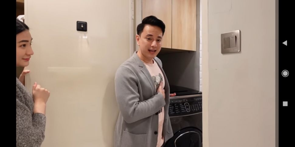 Potret apartemen Billy Davidson. (YouTube/The Davidson Family)