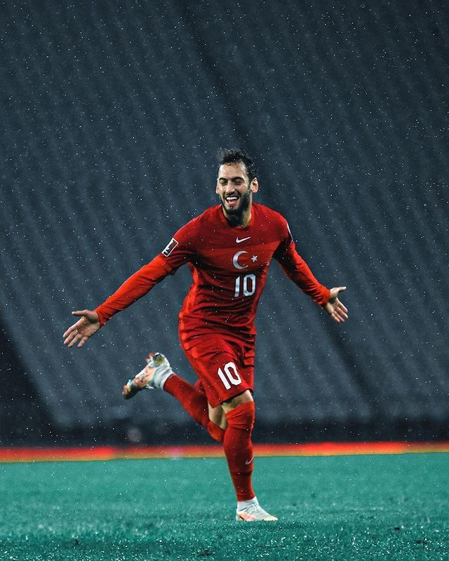 Hakan Calhanoglu, pemain timnas Turki di Euro 2020 (instagram/hakancalhanoglu)