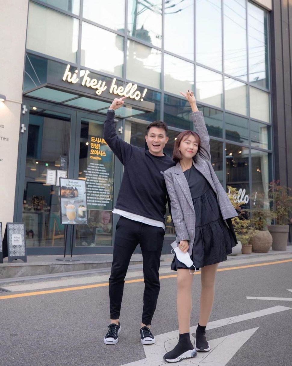 Potret mesra Sunny Dahye dan Chris Okano. (Instagram/chrisokano)