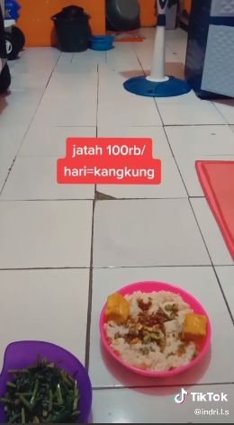 Suami protes masakan istri. (Tiktok/@indri.l.s)