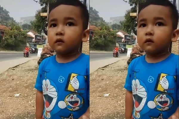 Video Detik-detik Kernet Bus Beri Uang Anaknya di Pinggir Jalan. (TikTok/@rafisanrafisan)