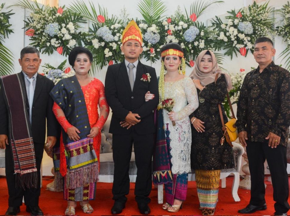 Klarifikasi kisah pengantin wanita yang penikahannya tidak dihadiri orangtua (dok.pribadi)