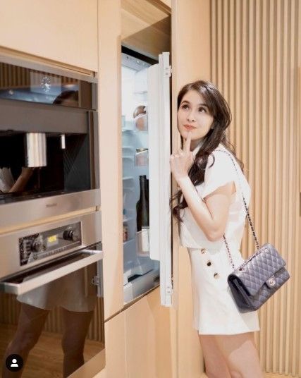 Potret dapur Sandra Dewi. (Instagram/sandradewi88)