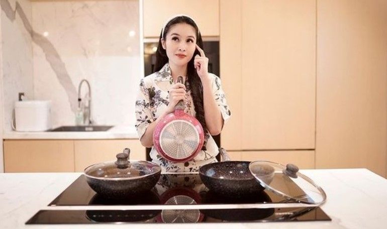 Potret dapur Sandra Dewi. (Instagram/sandradewi88)