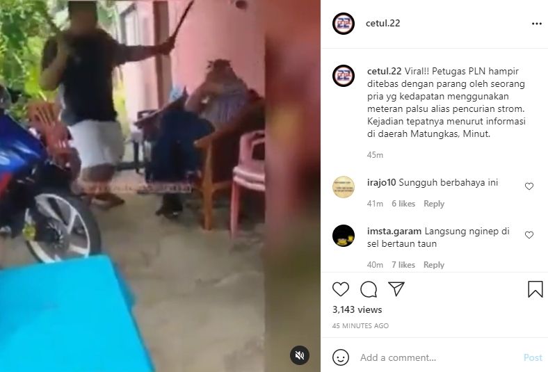 Viral pria ancam petugas PLN pakai parang. (Instagram/@cetul.22)