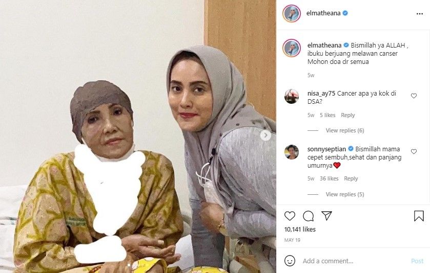 Potret kebersamaan Elma Theana dan Waty Siregar. (Instagram/elmatheana)