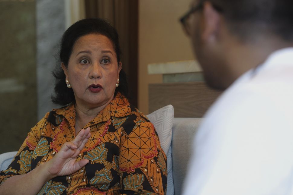 Pendiri sekaligus pembina Yayasan Del, Devi Pandjaitan melakukan sesi wawancara khusus dengan tim redaksi Suara.com di Jakarta, Rabu (30/6/2021). [Suara.com/Angga Budhiyanto]
