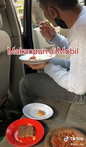 Sulap mobil bak warung lesehan. (Tiktok/@aziz_mc)