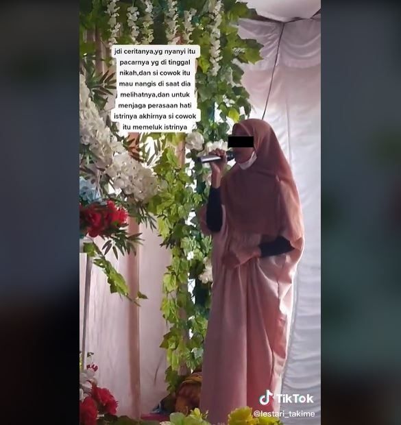 Viral Mantan Hadir di Pernikahan dan Menyumbang Lagu (tiktok.com/@lestari_takime)