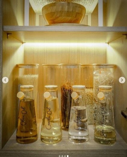 Potret dapur Sharena Delon. (Instagram/mrssharena)