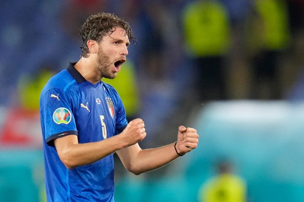 Gelandang jangkar Timnas Italia, Manuel Locatelli. [ALESSANDRA TARANTINO / POOL / AFP] 