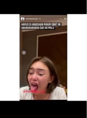 Reaksi Amanda Manopo minum obat (Instagram)