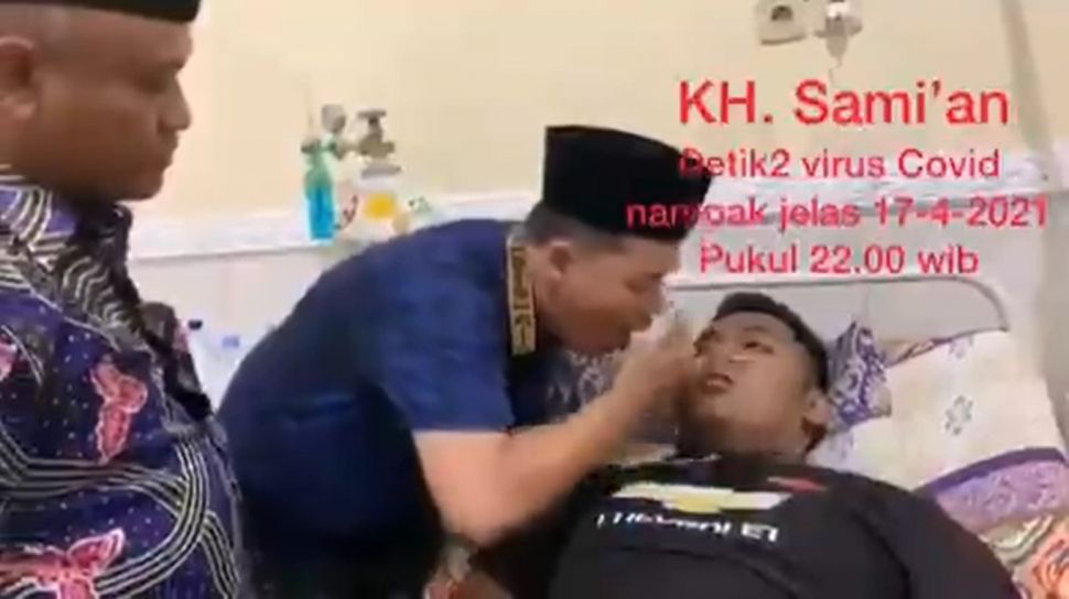 Viral Pria Hirup Nafas Pasien Corona Lalu Meninggal. (Twitter)