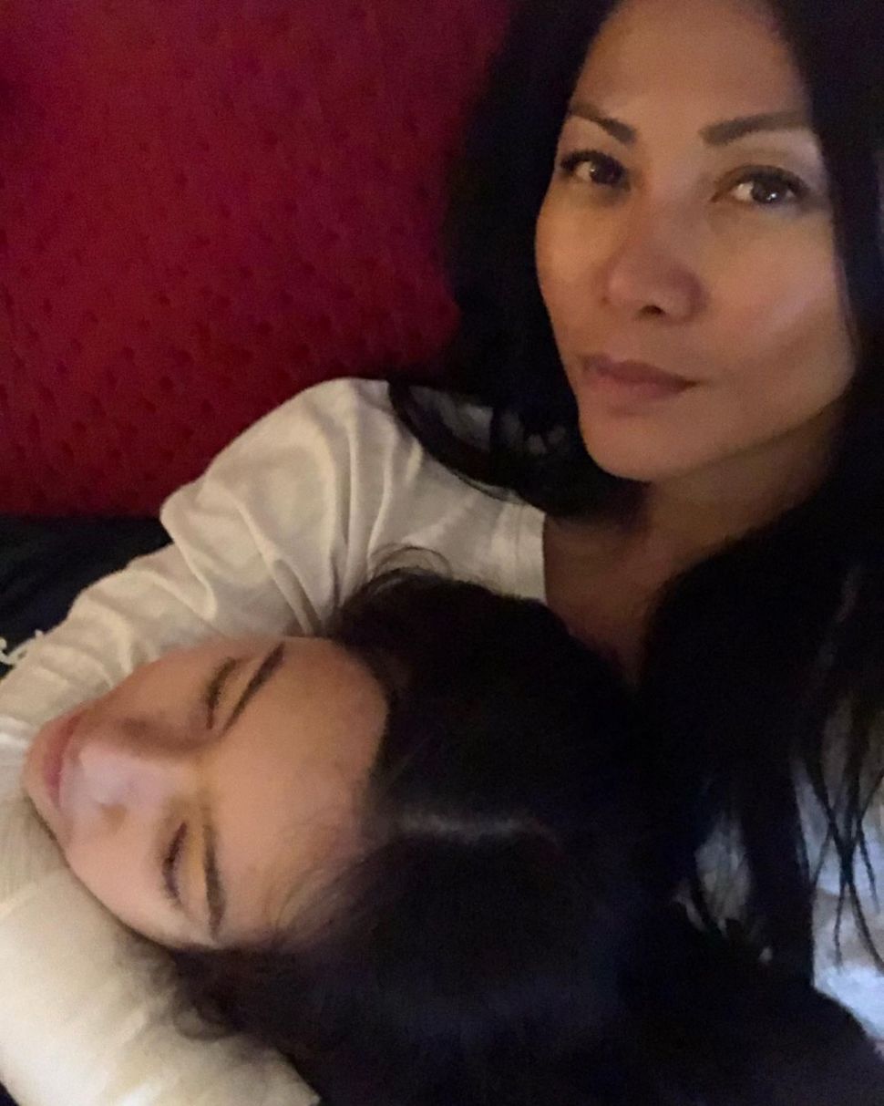 Potret Anggun C Sasmi dan putrinya (Instagram/@anggun_cipta)