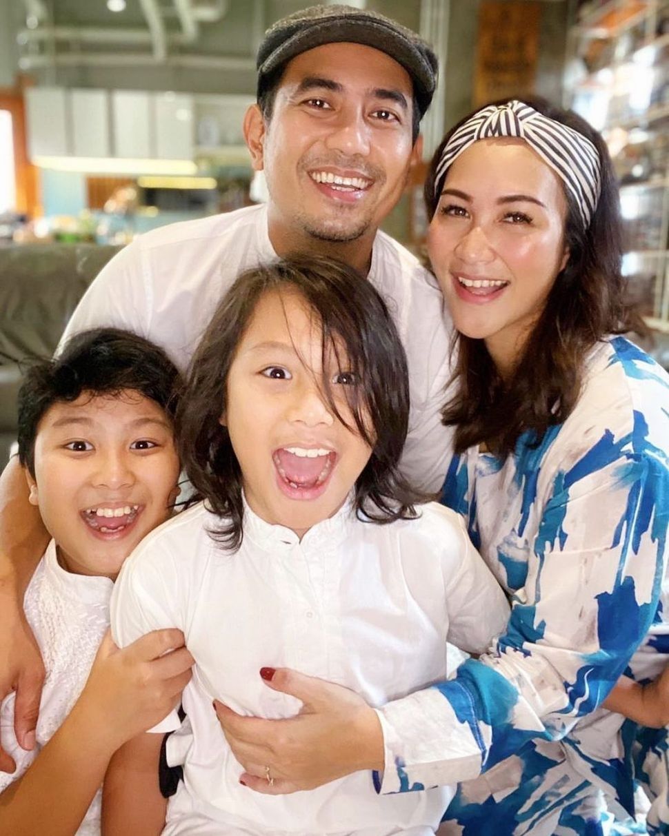 Rio Febrian dan istri [instagram]