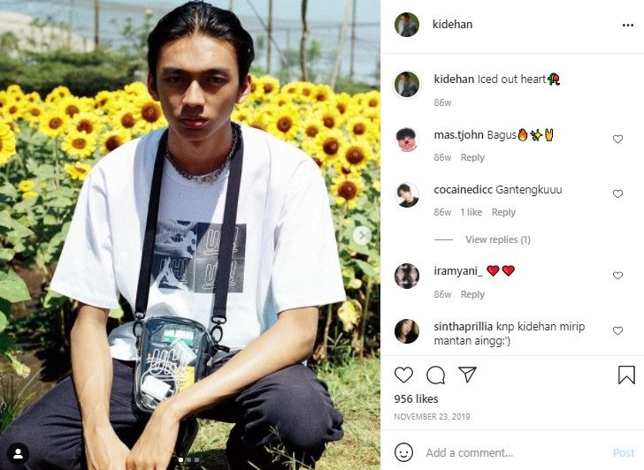 Potret Raihan model YSL pertama dari Indonesia. (Instagram/kidehan)