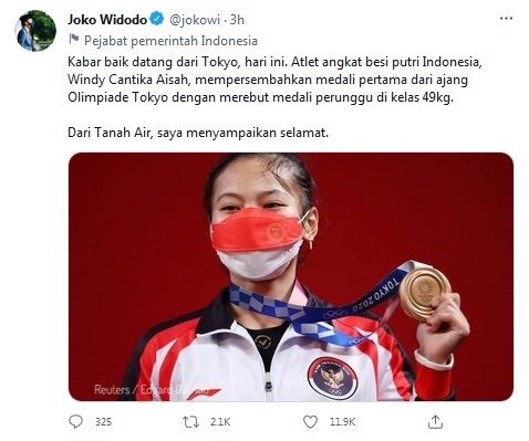 Postingan Presiden RI Jokowi menyusul keberhasilan Windy Cantika Aisah merebut medali Olimpiade Tokyo. [Twitter @Joko Widodo]