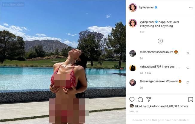 Kylie Jenner pakai bikini rajut buatan wanita Indonesia. (Instagram/@kyliejenner)
