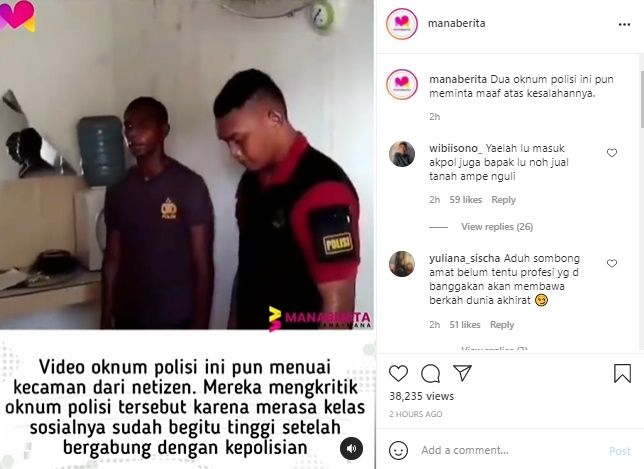 Viral Oknum Polisi Dihukum Koprol Siang Bolong Buntut Hina Tukang Sapu Jalanan. (Instagram/@manaberita)