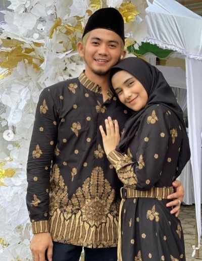 Potret mesra Rizki DA dan Nadya Mustika. (Instagram/da2_ridho)