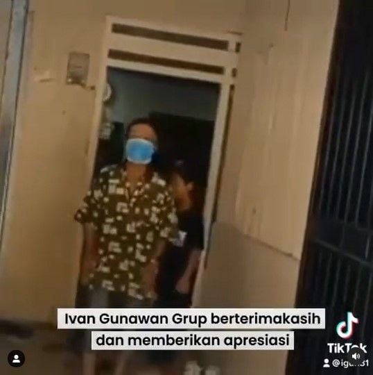 Kakek viral kayuh sepeda 4 km demi vaksin (Instagram)