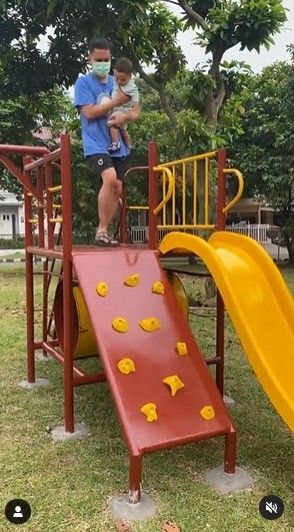 Potret playground Arief Muhammad. (Instagram/ariefmuhammad)