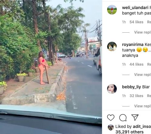 Aksi berbikini merah DInar Candy, tolak PPKM diperpanjang [Instagram]