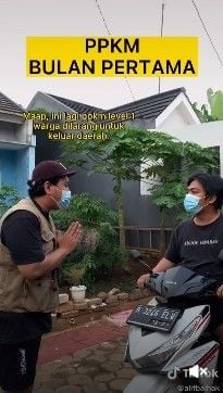 Viral parodi PPKM level 300 hingga bikin ketawa dan miris. Parodi PPKM level 300 itu viral dalam video yang memperlihatkan aksi dua orang pemuda yang memainkan parodi PPKM level 1 hingga 300.