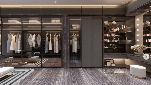 Potret desain walking closet dan kamar Rachel Vennya. (Instagram/angkasaarchitecs)